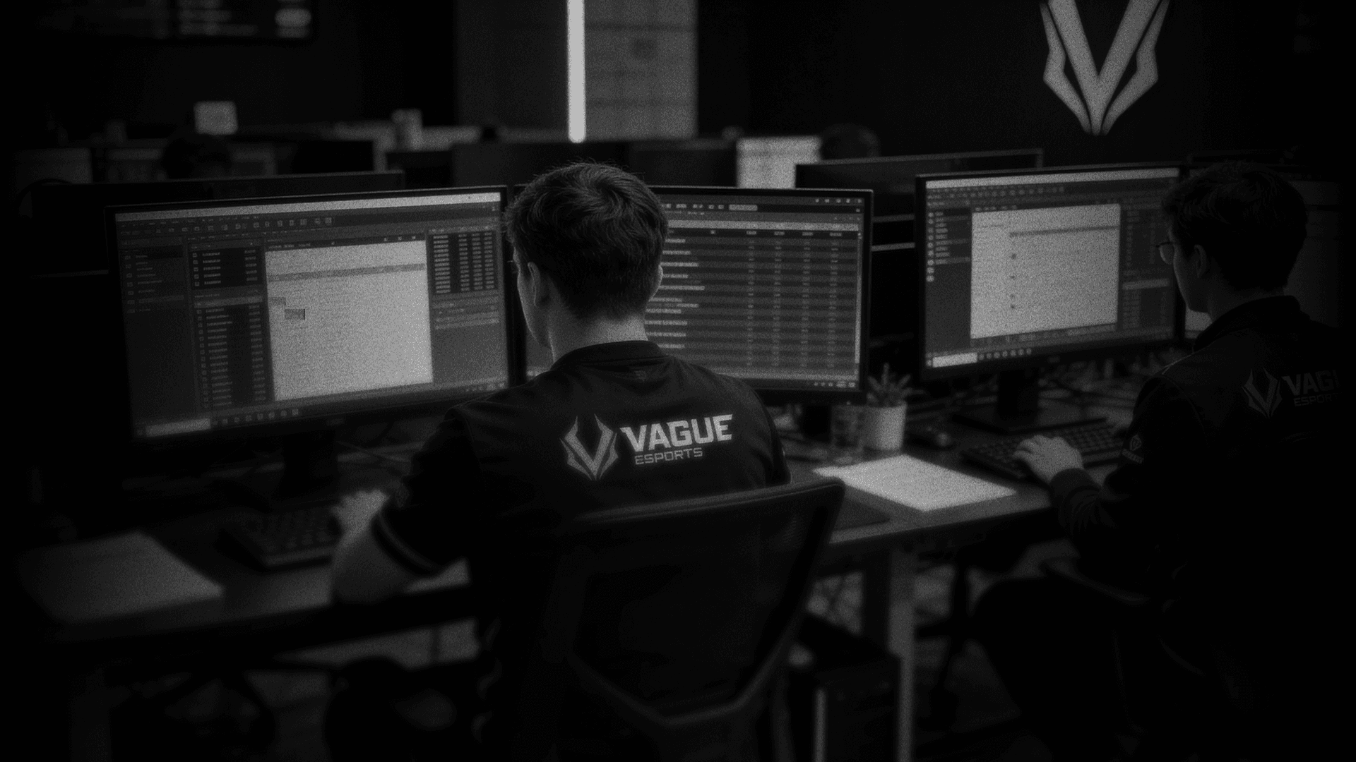 Astralis komandos viršelis